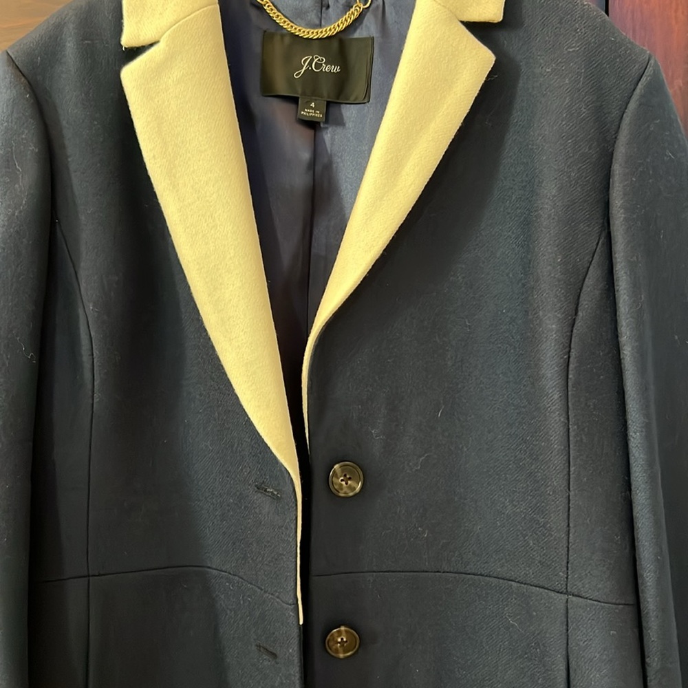 J. Crew Topcoat with contrast lapel in double-serge wool Color: NAVY Size: 4 - Picture 8 of 10